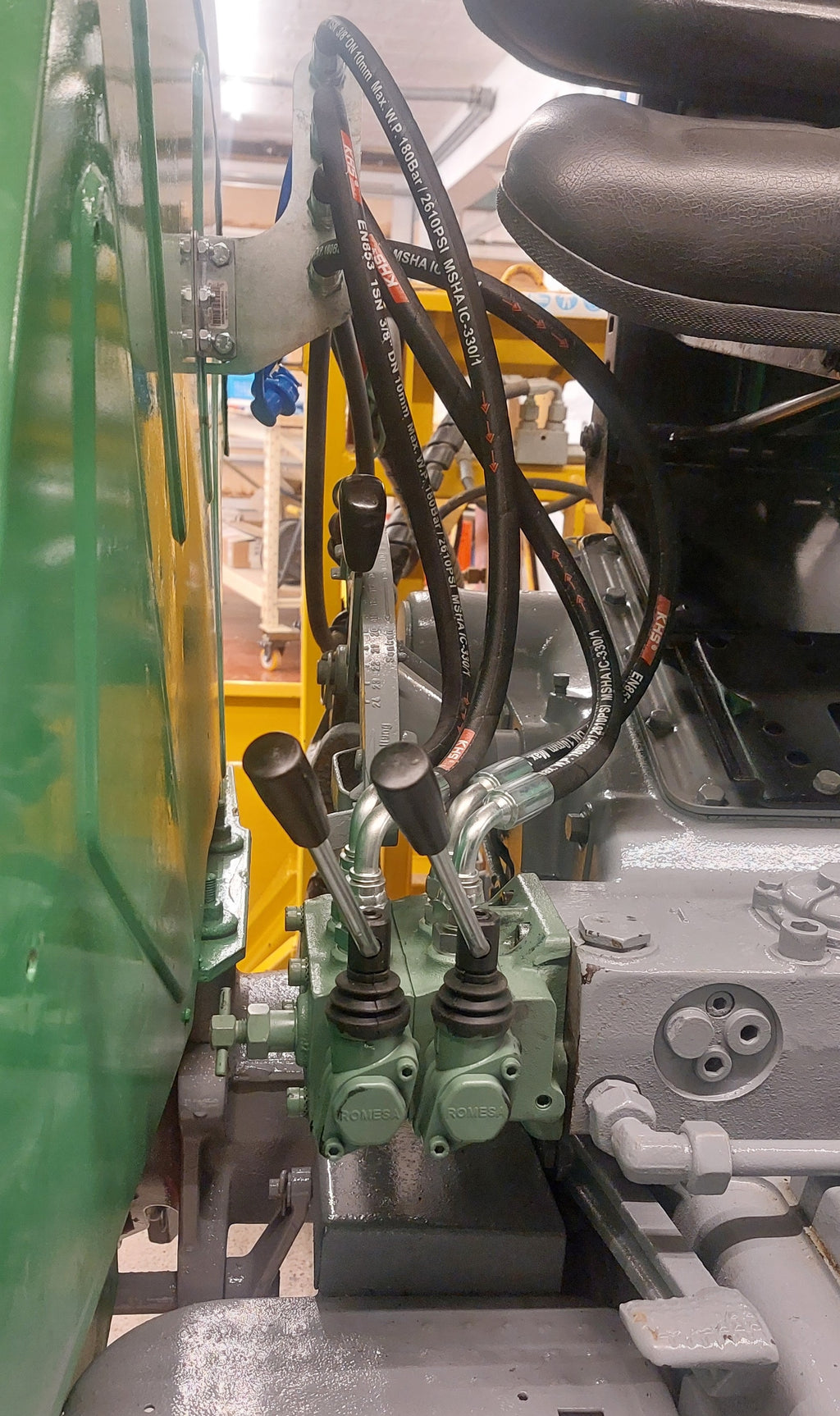 Kit de Válvula Remota Hidráulica Dupla Compatível com Tratores Deutz 2506-4206-5206 -6206...