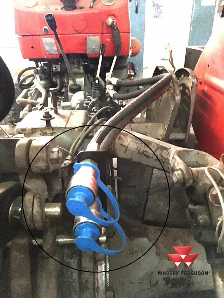 Hydraulic_Remote_Kit_Massey-Ferguson_Orange_