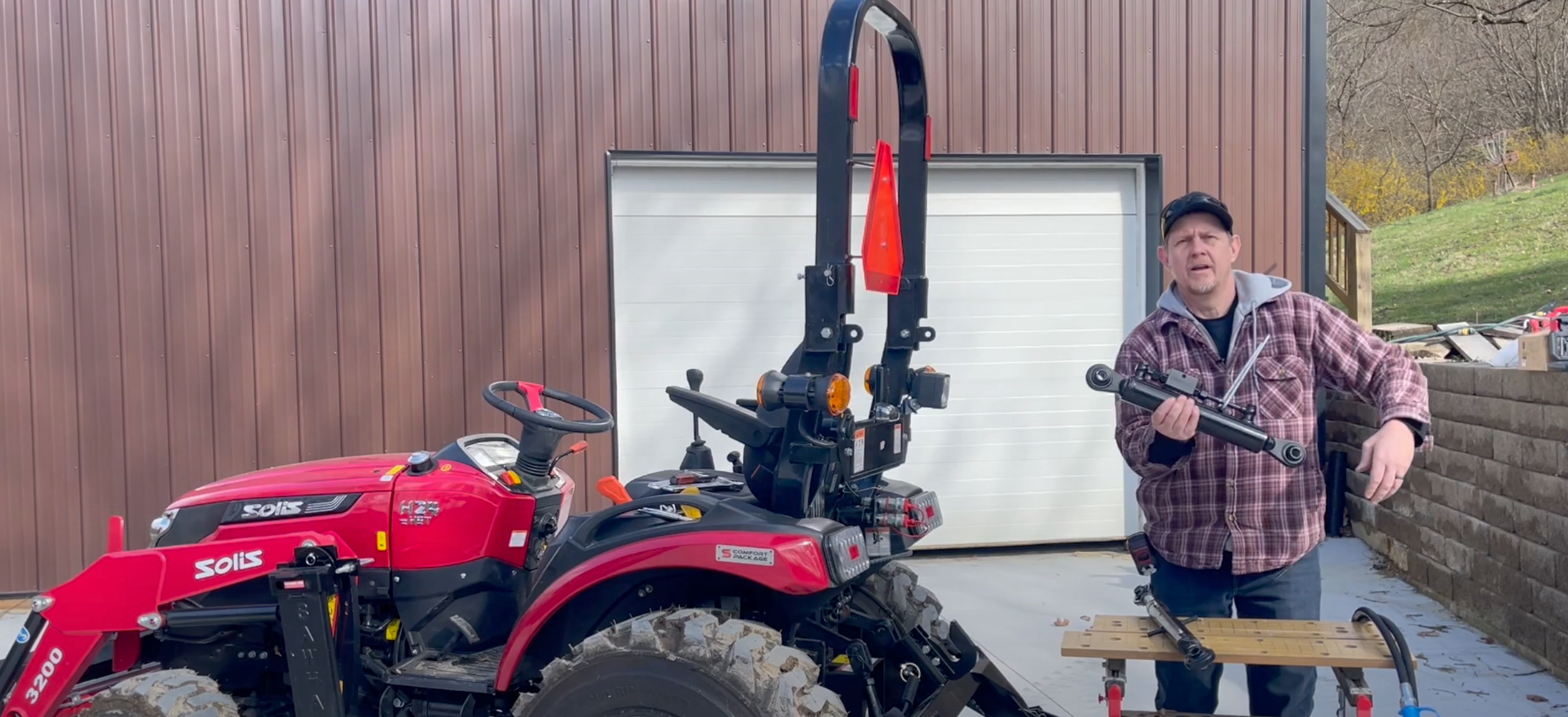 Video laden: Whats ia a hydraulic top link